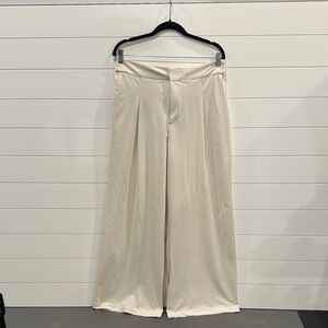 Athleta Cream Pinnacle High Rise Trouser
